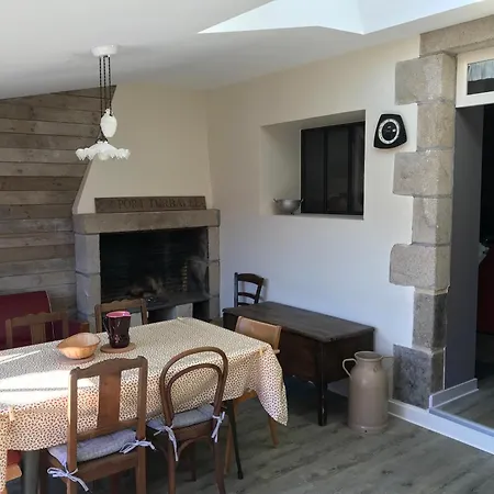 Hébergement de vacances Petite Maison De Pêcheur Centre à 2 Mn à Pied Du Port , La Commerce La Turballe